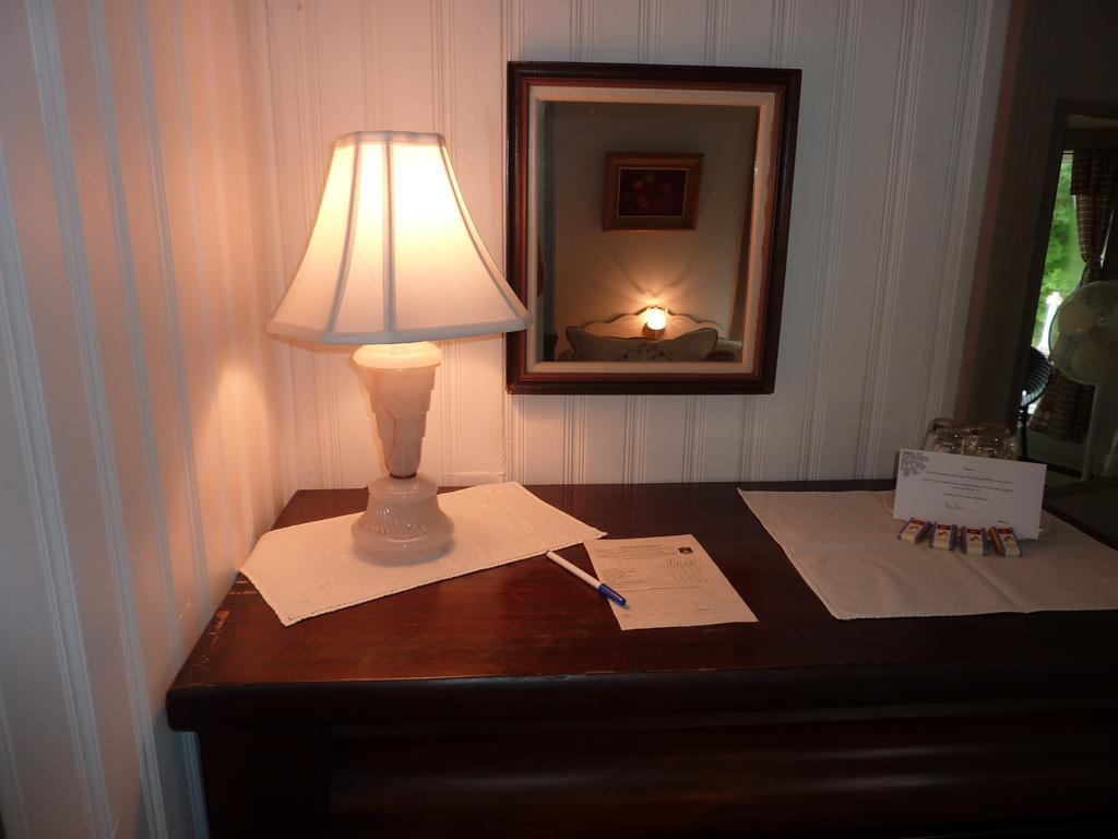 Auberge Petite Plaisance La Malbaie Chambre photo