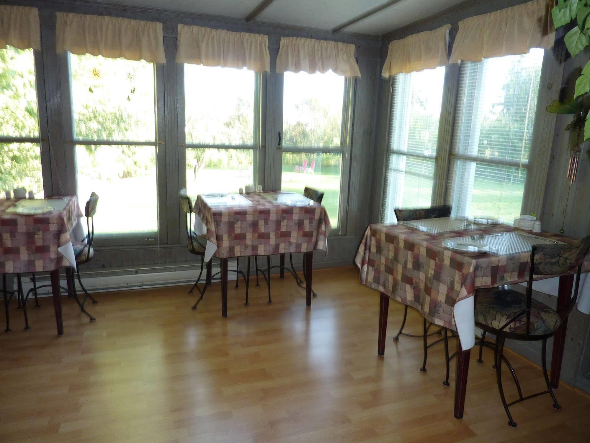 Auberge Petite Plaisance La Malbaie Extérieur photo